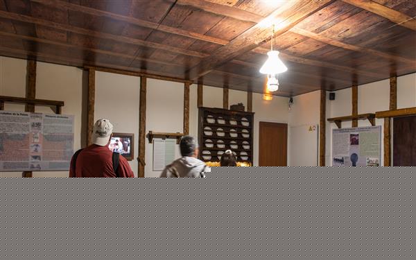 jen_3125_53131470442_o